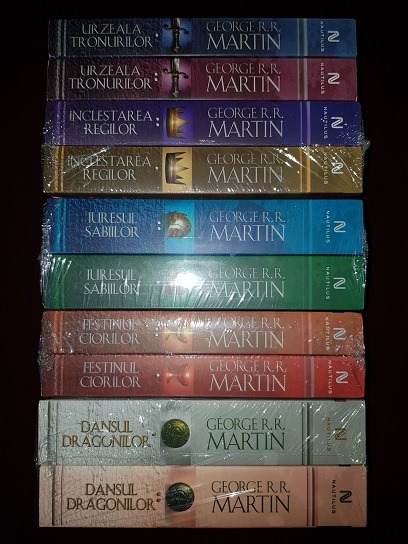 George R. R. Martin – Urzeala tronurilor 10 volume (2011)