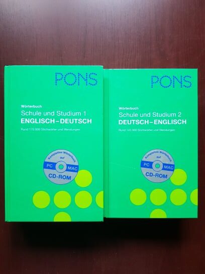 Worterbuch Deutsch-Englisch Schule und Studium 2 volume (2017, contin ambele cd-uri)